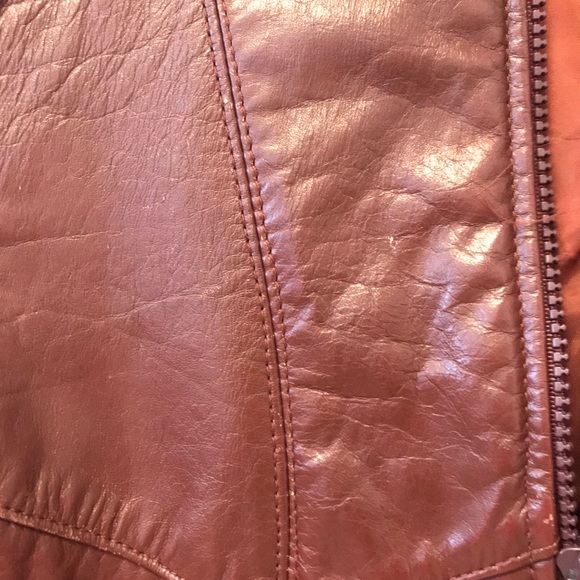 Vintage Avant Garde red leather zippered jacket - Picture 10 of 10